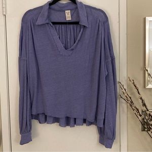 NWOT FREE PEOPLE BOHO 3-BUTTON SWING TOP—-BRAND-NEW, NEVER WORN!